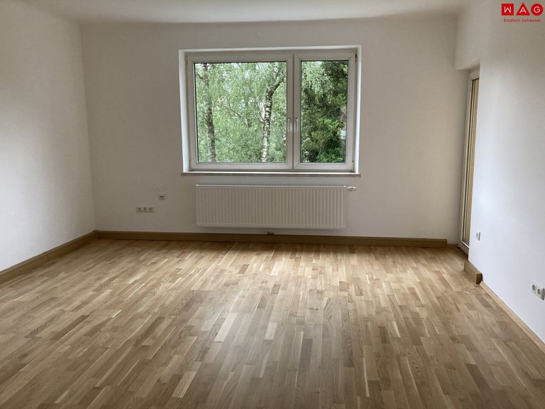 Wohnzimmer / nach Sanierung 2024