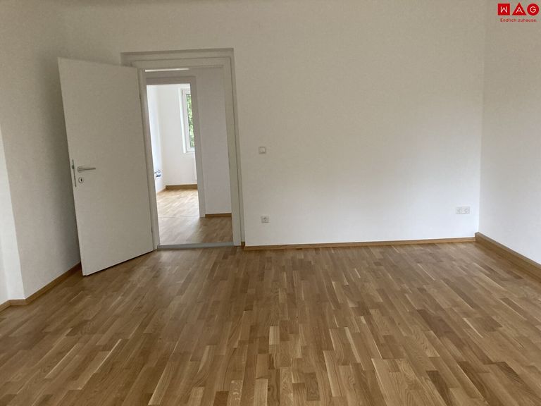 Wohnzimmer / nach Sanierung 2024
