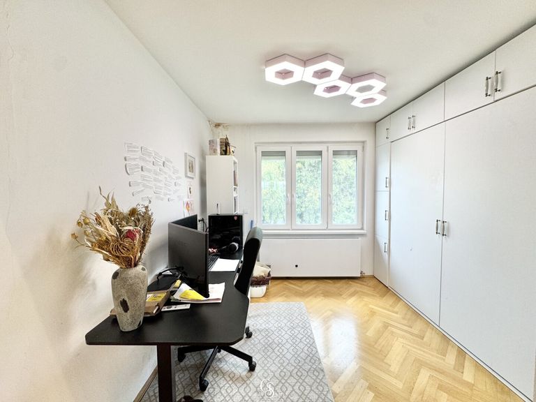 Büro/Gästezimmer