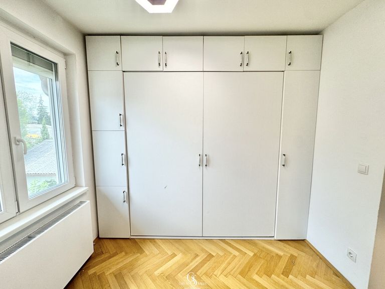 Klappbett