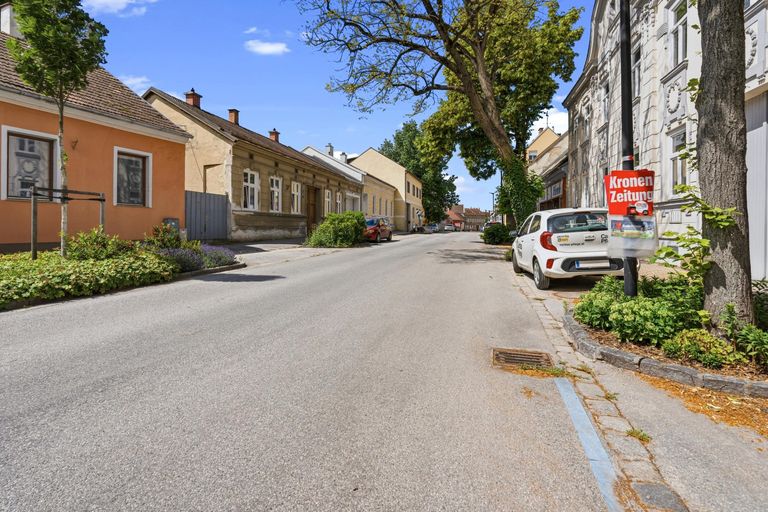 Straße vor dem Haus Stadtauswärts Richt. Hollabrun