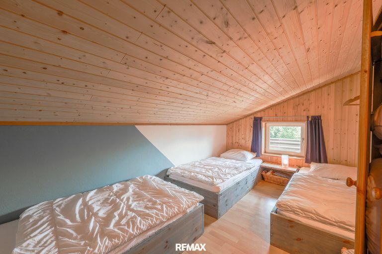 Schlafzimmer 2. OG