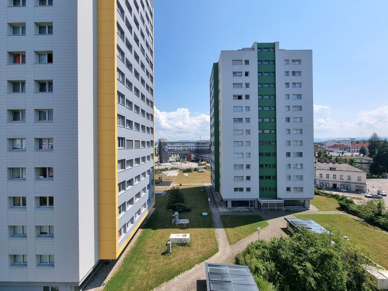 Neugebäudeplatz 2-4