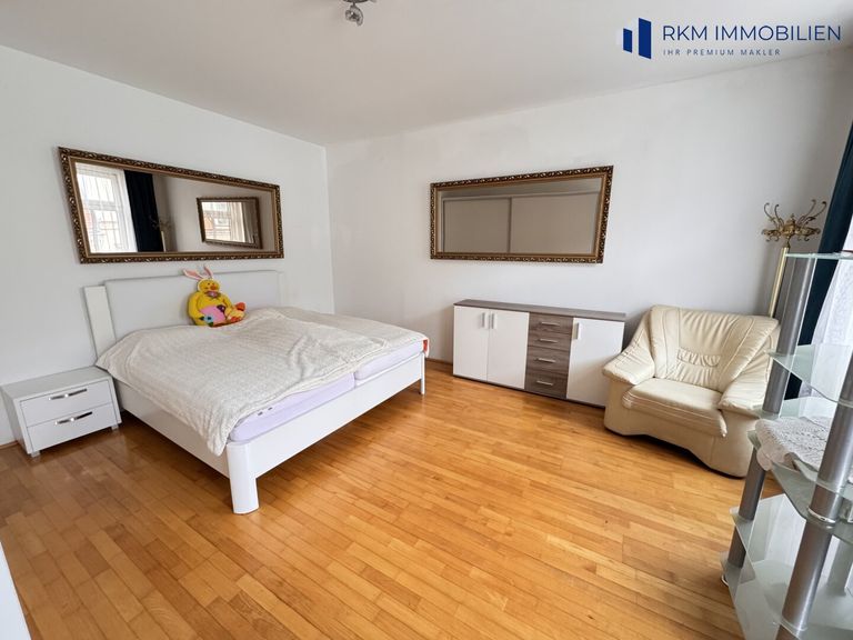 Schlafzimmer 2
