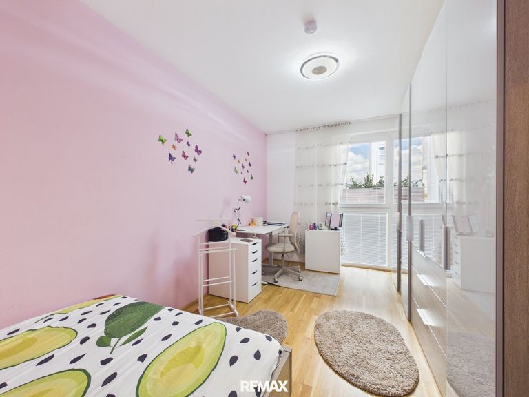 Schlafzimmer 2