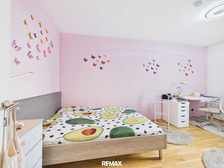 Schlafzimmer 2