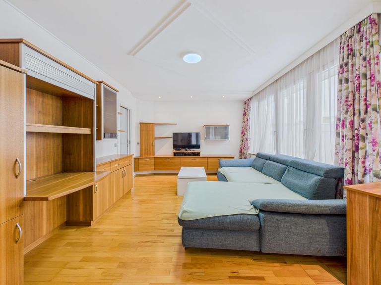 Wohnzimmer 2