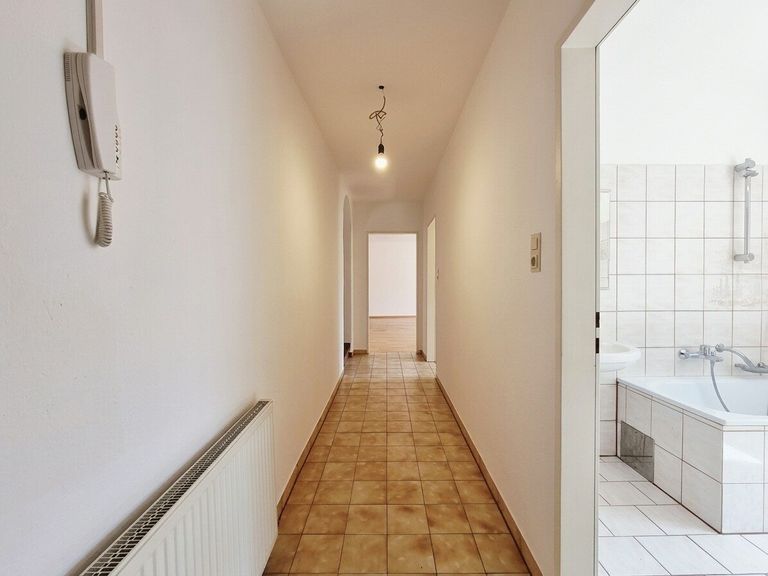 Vorzimmer / Badezimmer