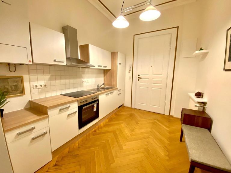 Vorzimmer-Küche2