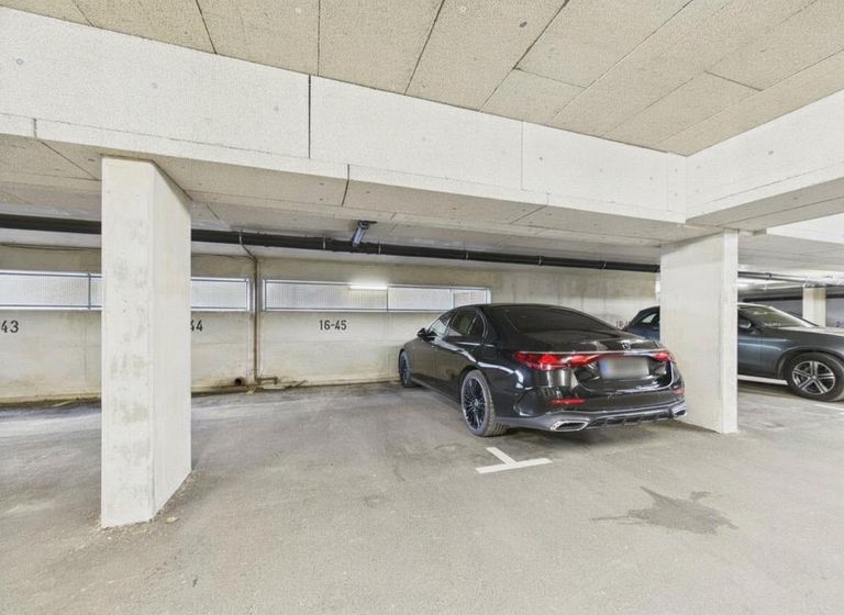 Tiefgaragenplatz