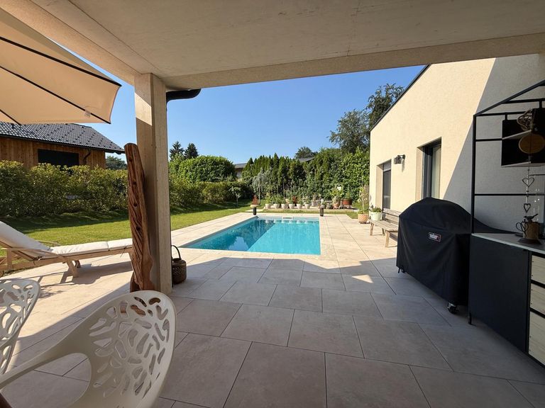 Überdachte Terrasse