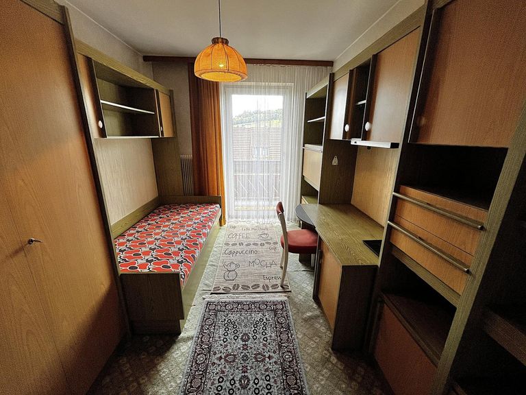 14 OG Kinderzimmer_Büro