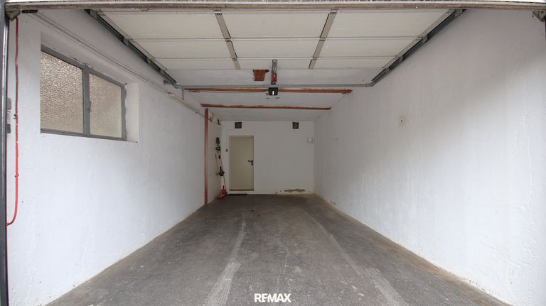große Garage