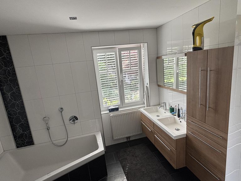 Badezimmer 1. OG