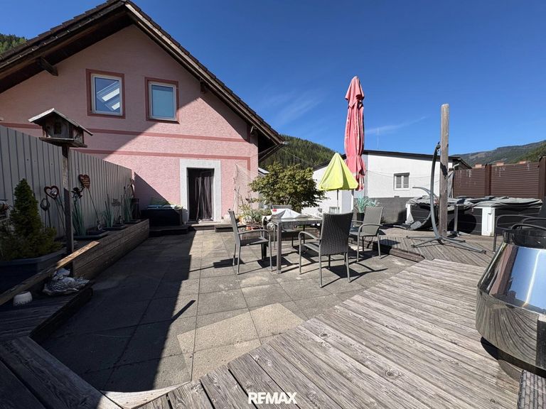 1. Obergeschoss - Wohnung - Terrasse