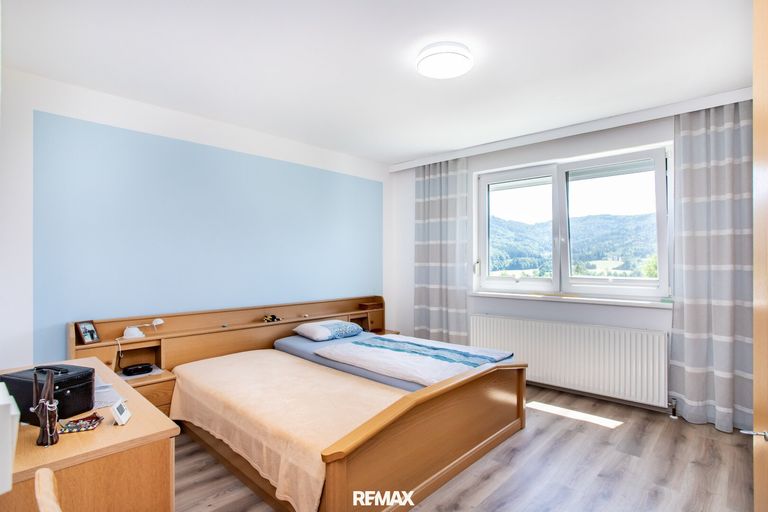 Schlafzimmer im OG