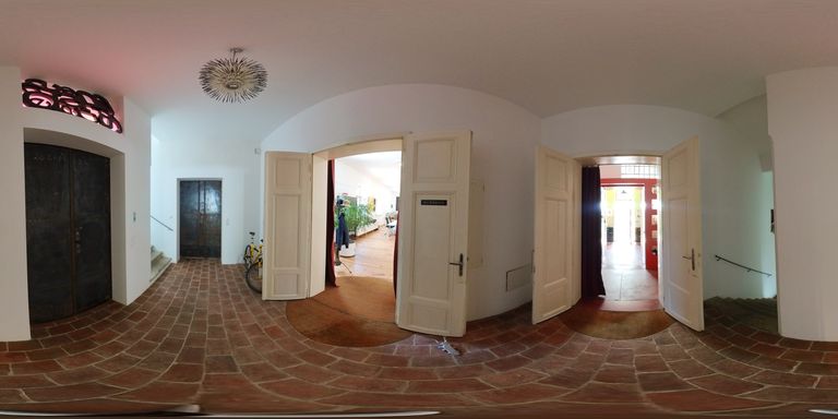 360°