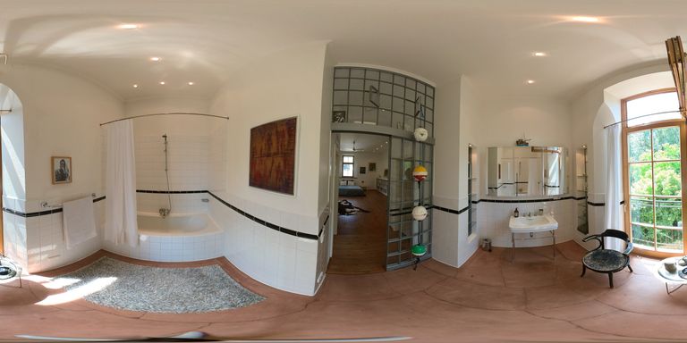 360°