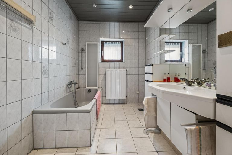Badezimmer UG