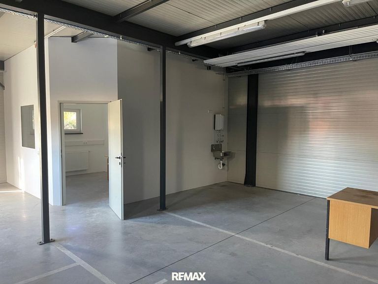 Büro in der Halle