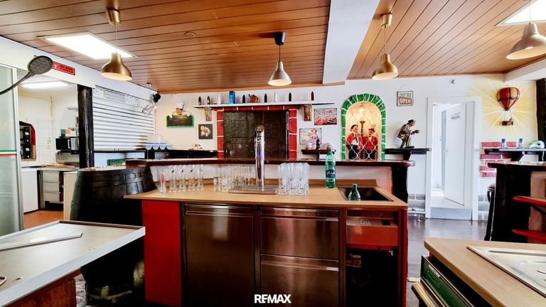 Barbereich Gastzimmer/Restaurant