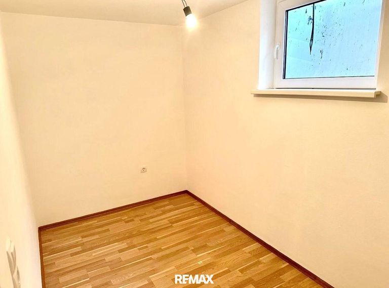 4. Raum [ Keller ]