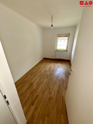 Kinderzimmer / Esszimmer / Büro 2