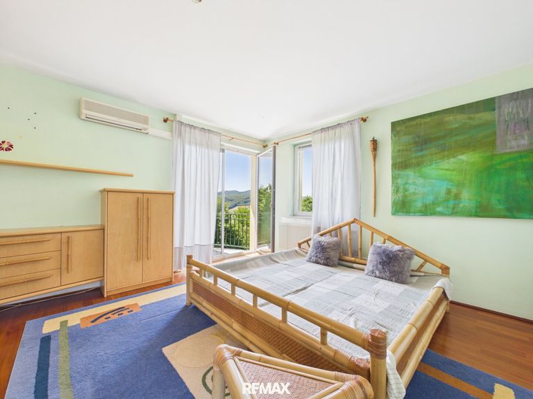 Schlafzimmer OG