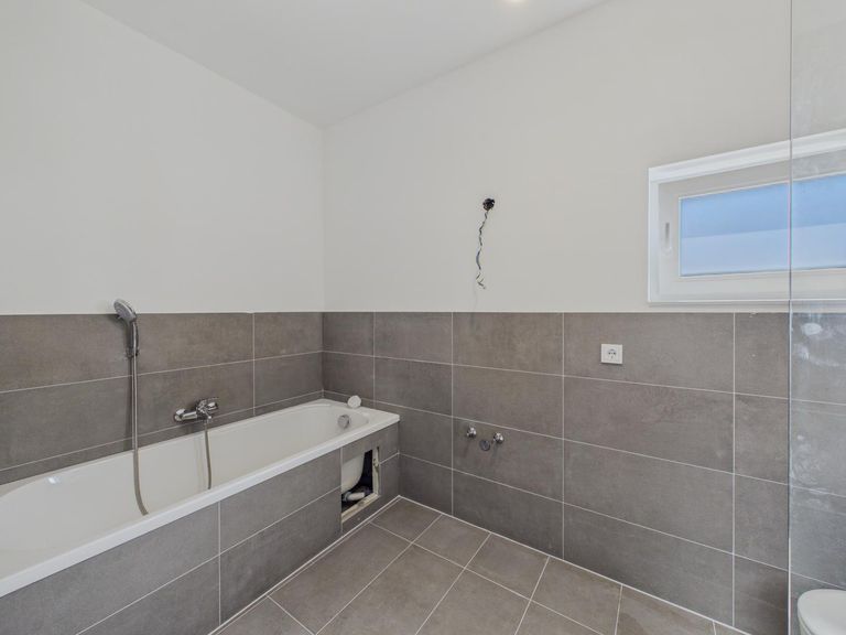 Badezimmer 2