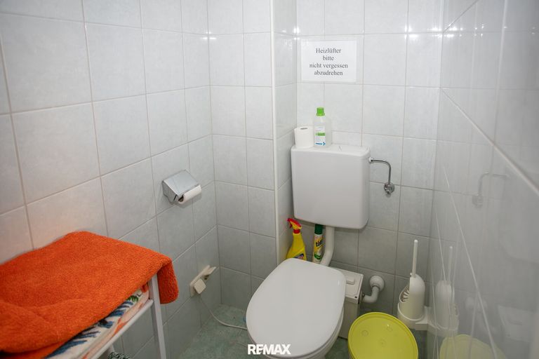 1 Stock WC