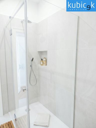 Top 17 | 1.OG | Badezimmer