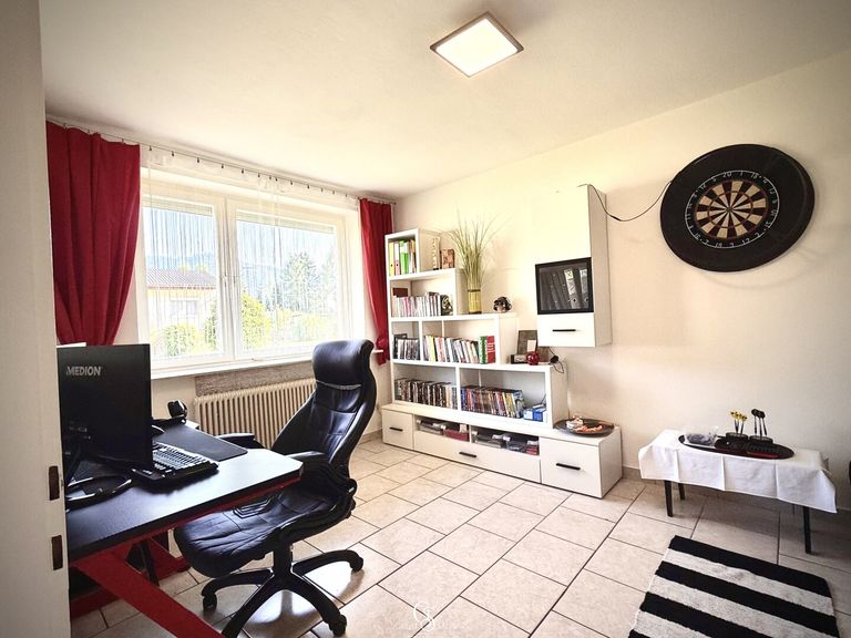 Arbeitsraum (auch ideal als weiterer Schlafraum)
