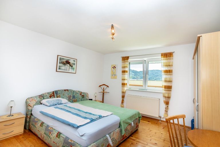 Schlafzimmer im UG
