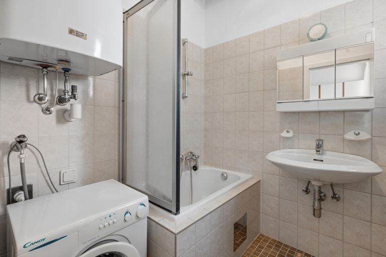 04 Badezimmer
