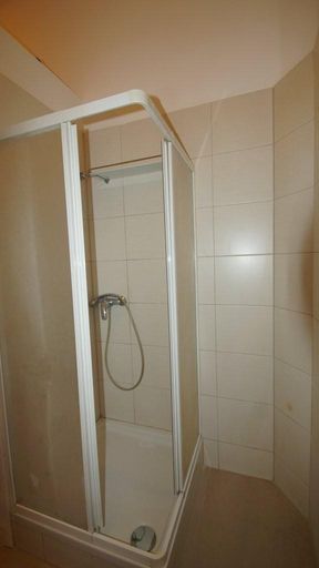 9 Dusche Praxis 1140