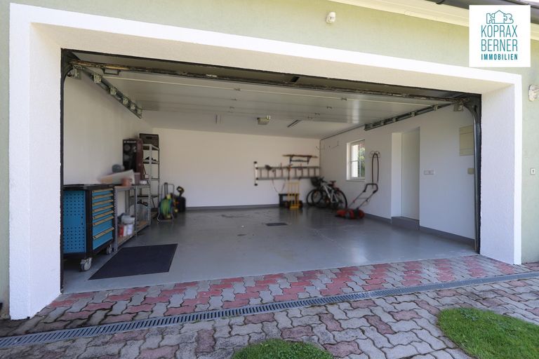 Doppelgarage