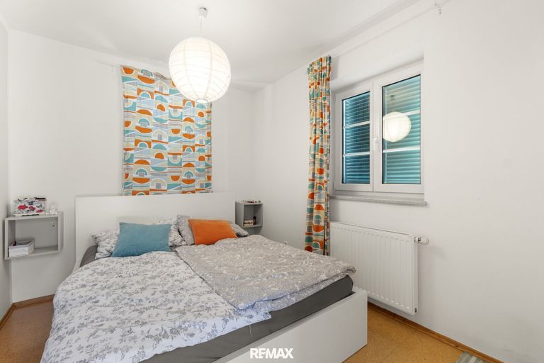 Zimmer/Büro EG