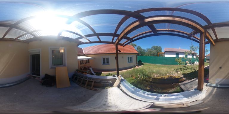 Terrasse Haus vorne