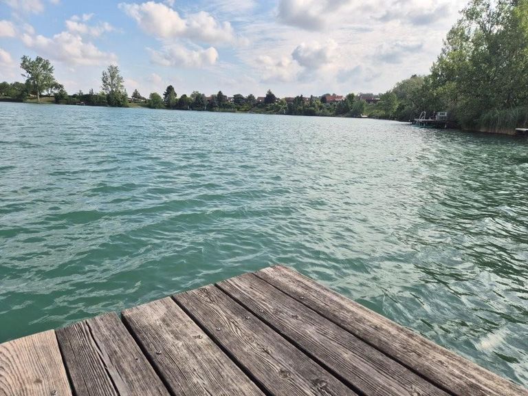 02 Haus beim See