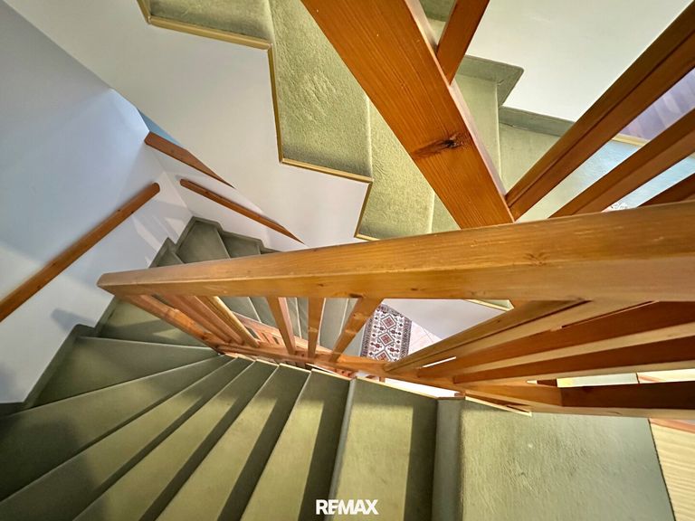 Treppe hinauf