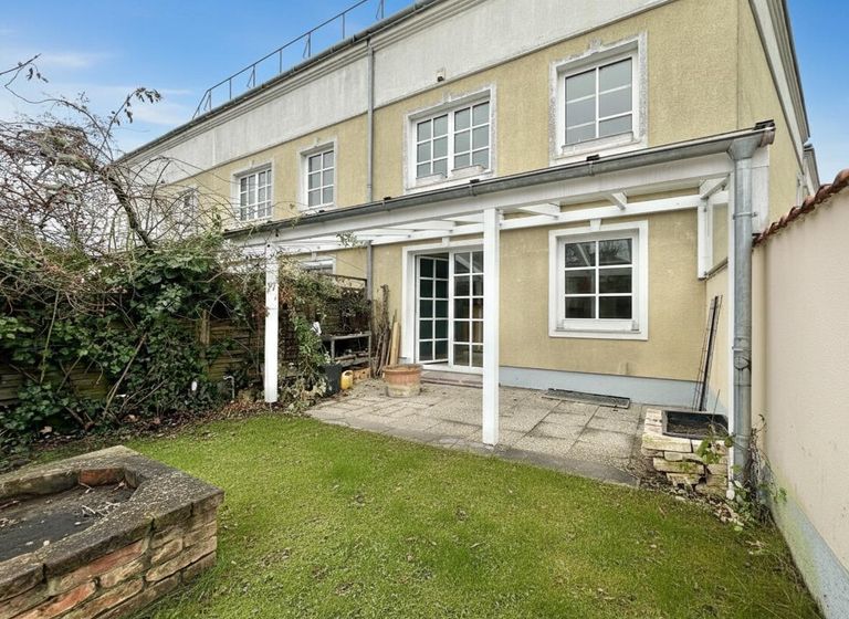 Garten zum Haus