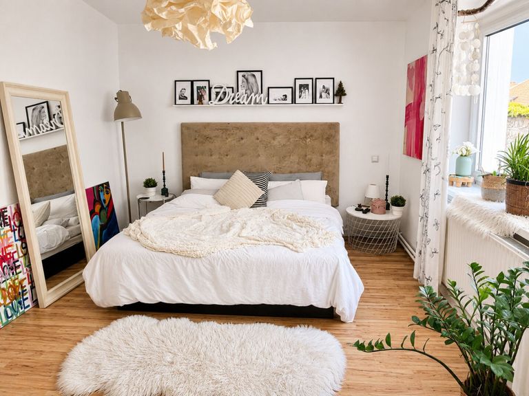 Schlafzimmer Straßentrakt