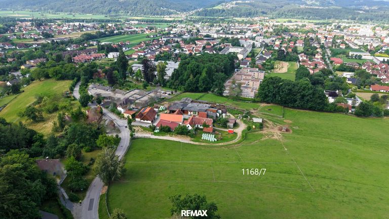 Grundstück