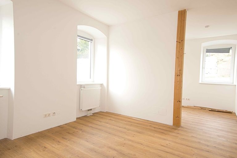 Wohnbereich und Schlafzimmer