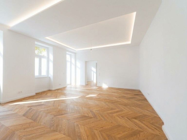Wohnküche mit Balkon