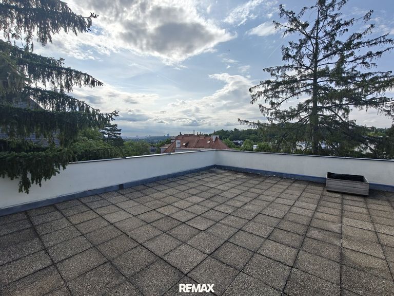 Dachterrasse mit Blick über Wien