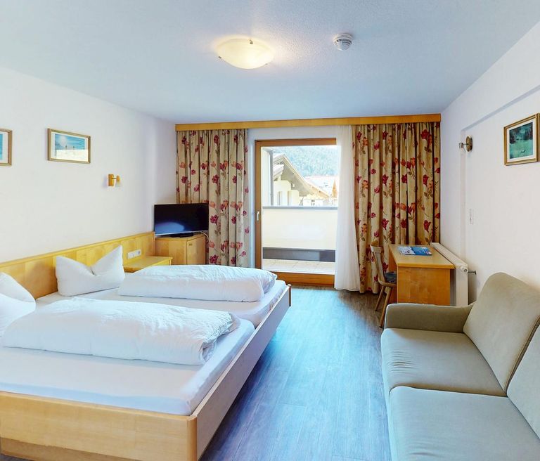 Kappl - Hotel - Zimmer  .