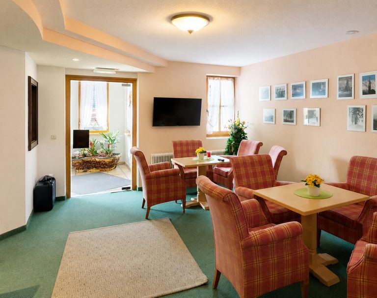 Kappl - Hotel - Empfangsbereich