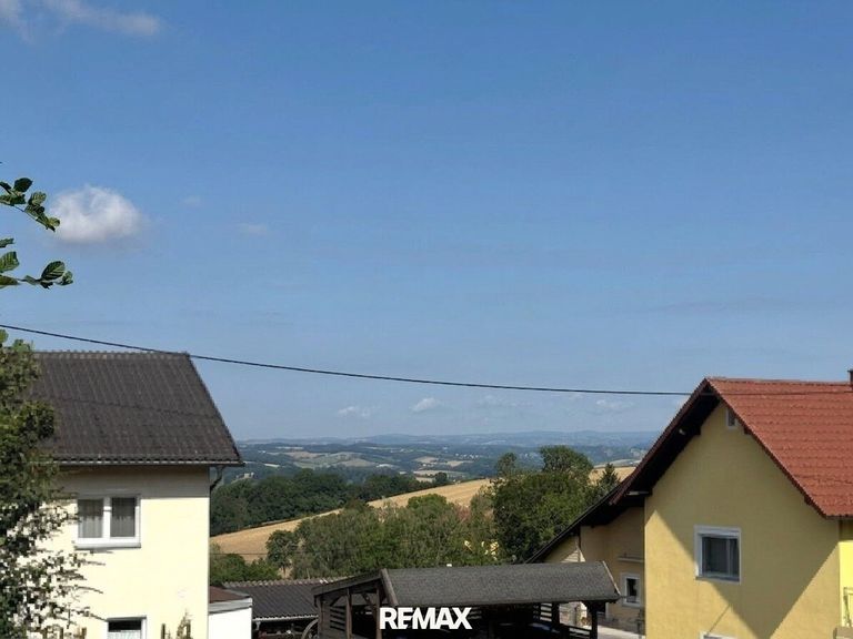 Attraktive Bauparzelle in guter Lage von Scharten
