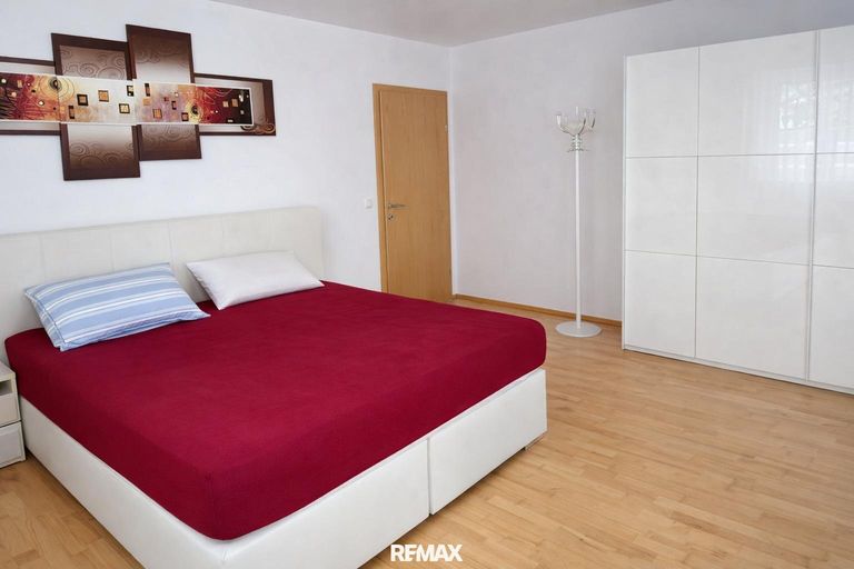 Schlafzimmer - OG